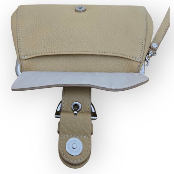 Talbots Leather Kiss-Lock Wristlet in Beige - Picture 7 of 9